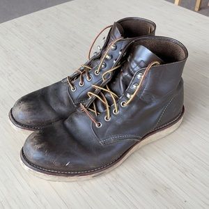Redwing boots size 9.5